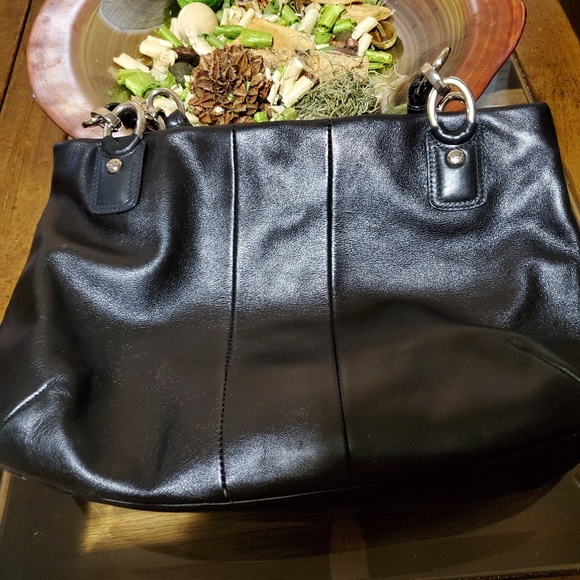 Black Leather Coach Satchel Handbag - Picture 4 of 8